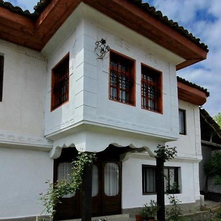 Bujtina Zhaveli Bed & Breakfast Gjakova Eksteriør bilde